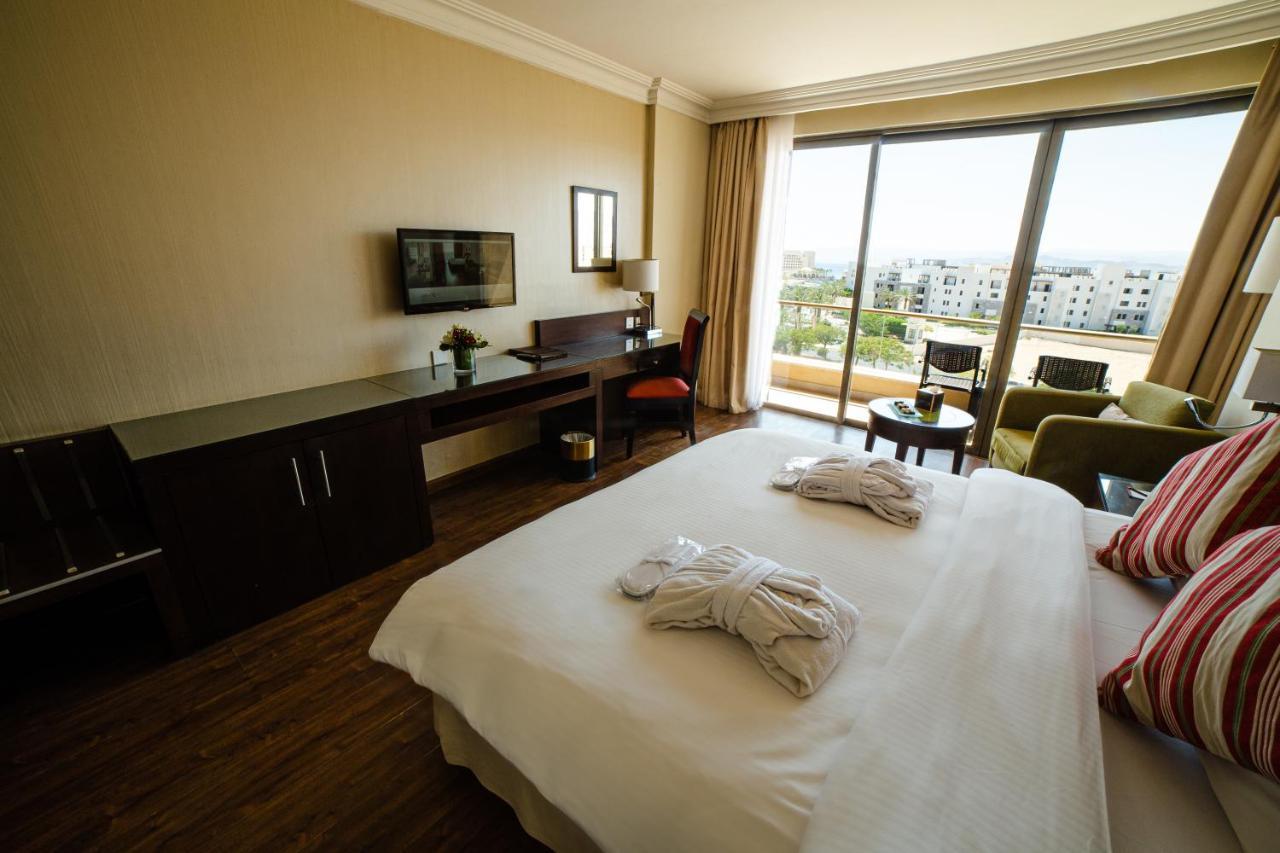 Oryx Hotel Akaba Kültér fotó A room at the hotel