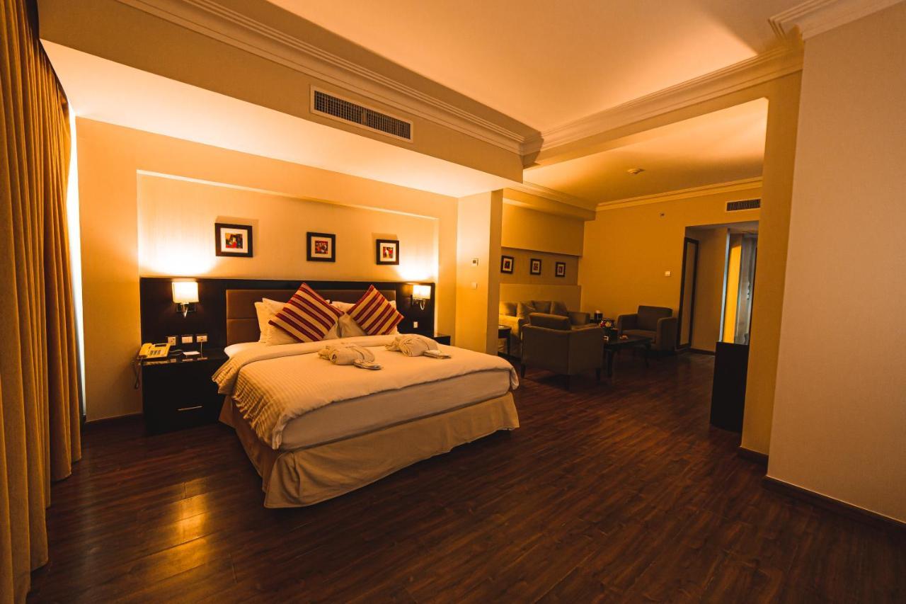 Oryx Hotel Akaba Kültér fotó A suite at the hotel