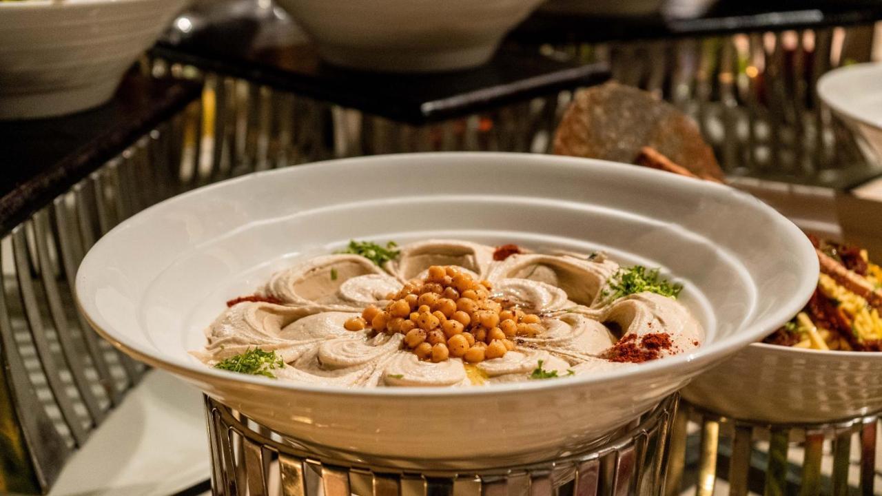 Oryx Hotel Akaba Kültér fotó Hummus